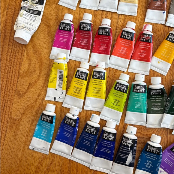 Liquitex Acrylic Color Paint Tubes - Picture 4 of 5